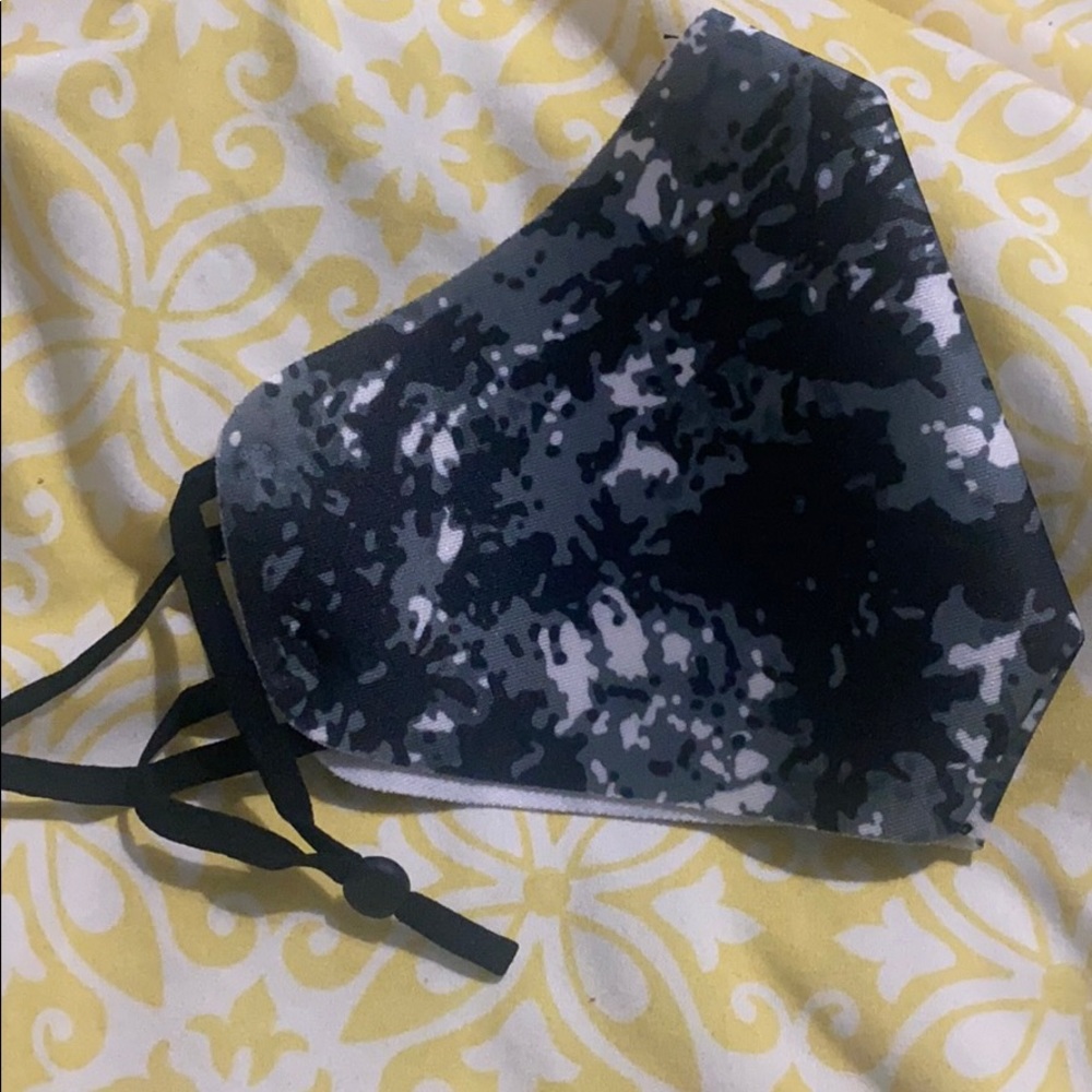 Mask - Picture 2 of 3